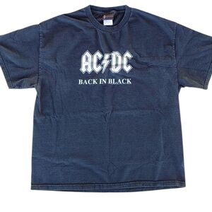 Vintage 2004 AC/DC Back in Black T-Shirt L Aces & Eights Tag Y2K